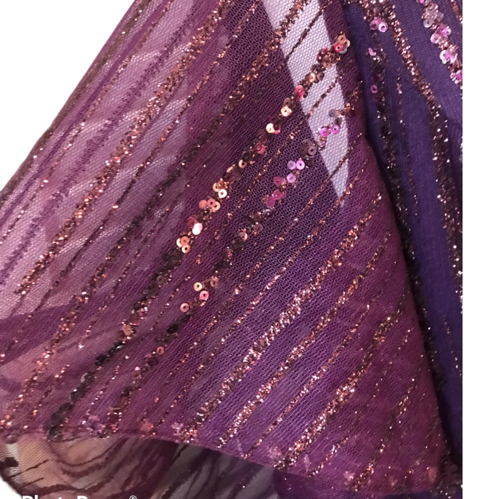 🍁PLUM FISHTAIL FORMAL GOWN WITH GLITTER - Picture 6 of 8